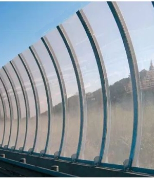 ỨNG DỤNG TẤM LẤY SÁNGPOLYCARBONATE TRONG CÔNG TRÌNH GIAO THÔNG